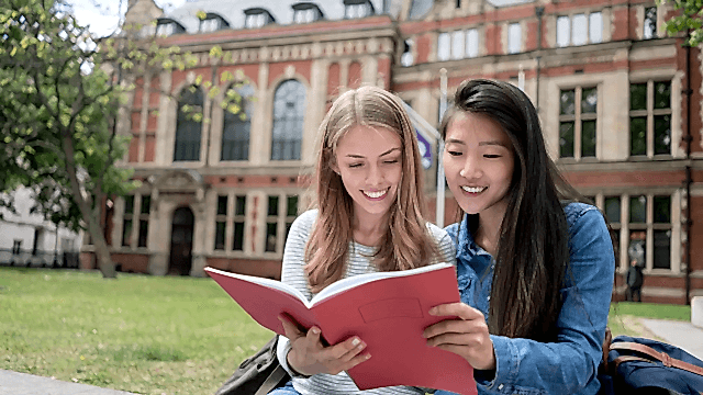 Yurtdışında İngilizce Öğrenmek İçin En İyi Ülkeler